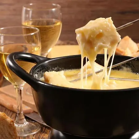 Zentral I 20min Nach Interlaken פרוטיגן